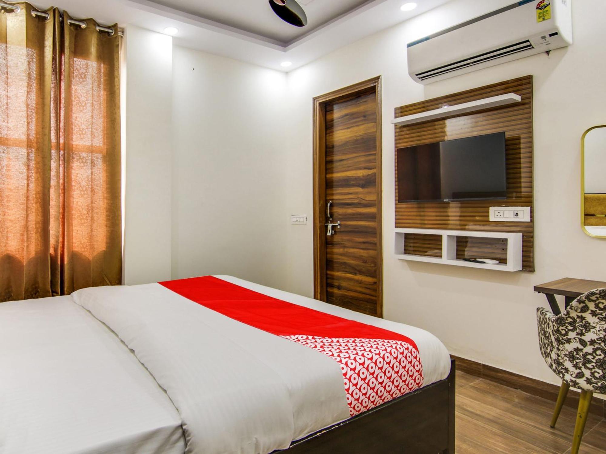 Hotel O Ar Residency Делхи Екстериор снимка