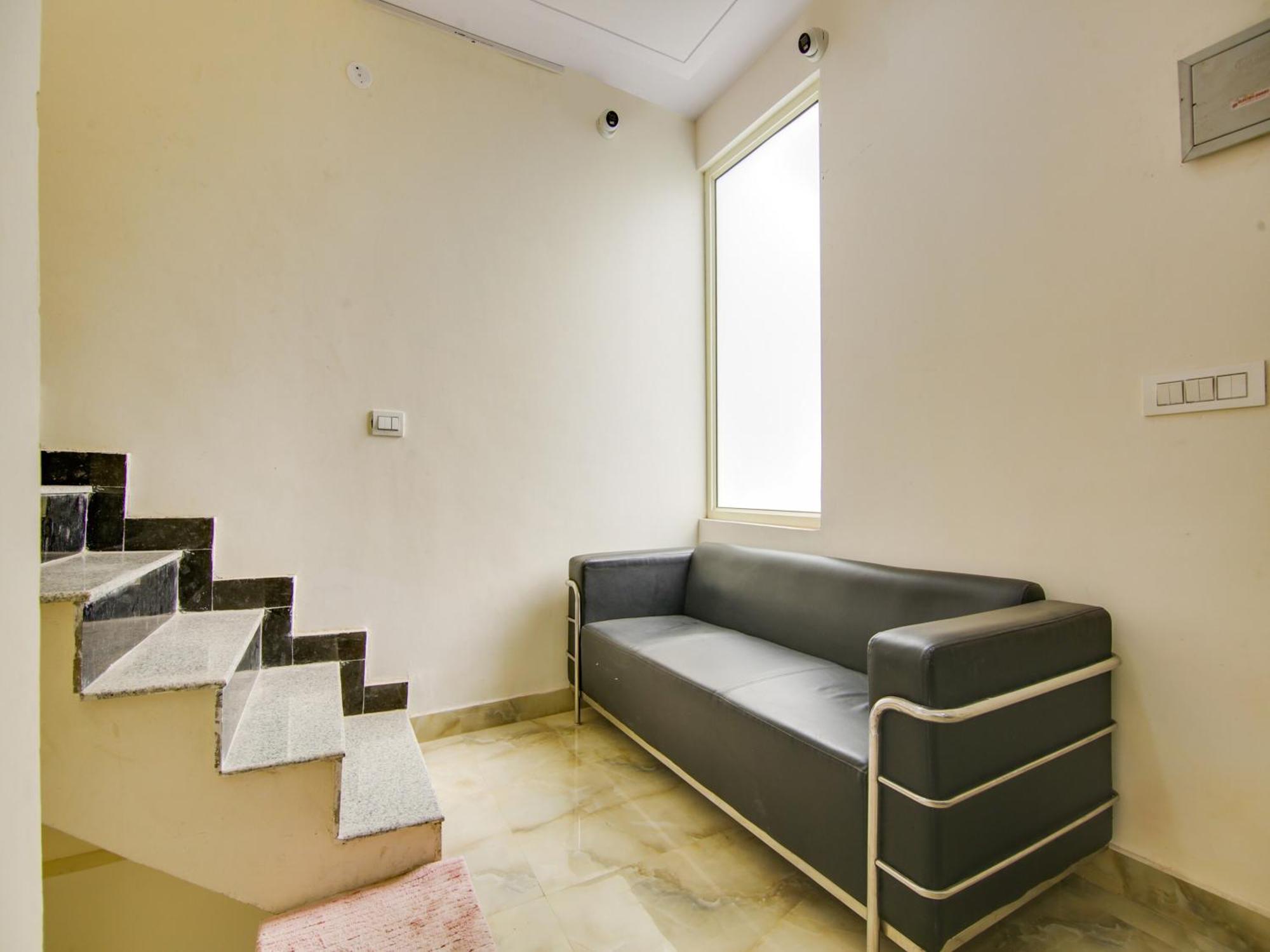 Hotel O Ar Residency Делхи Екстериор снимка